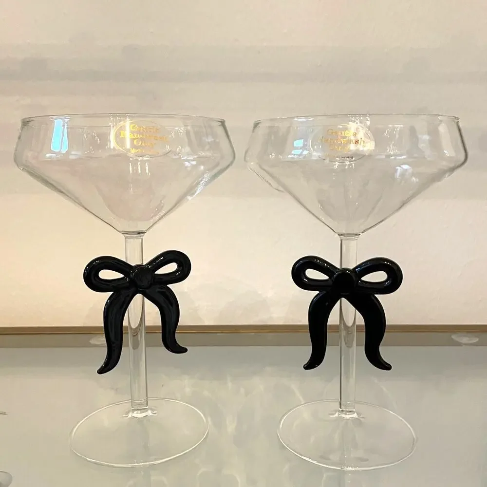 Unbranded black bow